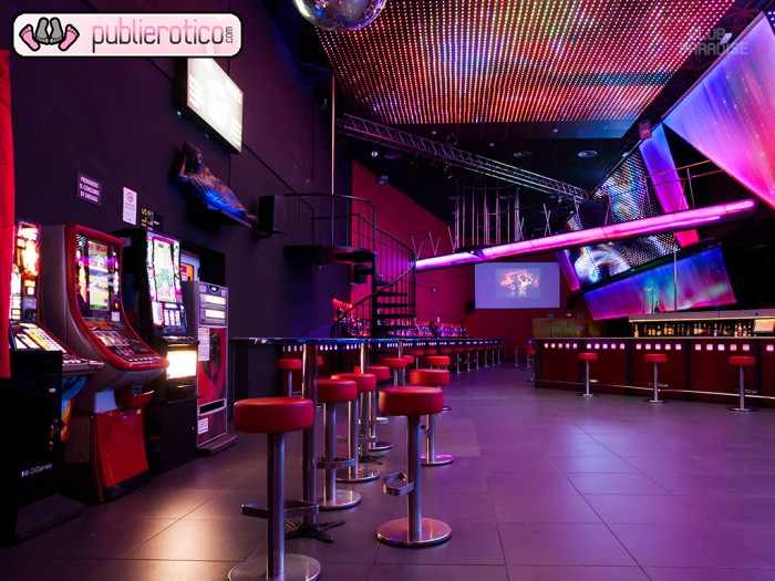 EL SITIO IDEAL PARA UN CAMBIO DE 180º! CLUB PARADISE!