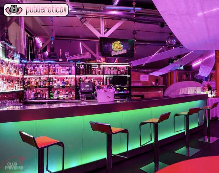 EL SITIO IDEAL PARA UN CAMBIO DE 180º! CLUB PARADISE!