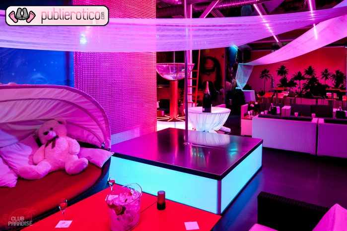 EL SITIO IDEAL PARA UN CAMBIO DE 180º! CLUB PARADISE!