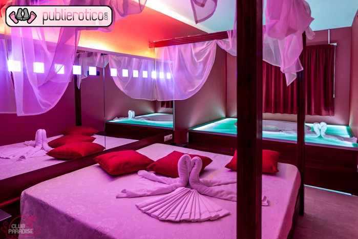 EL SITIO IDEAL PARA UN CAMBIO DE 180º! CLUB PARADISE!
