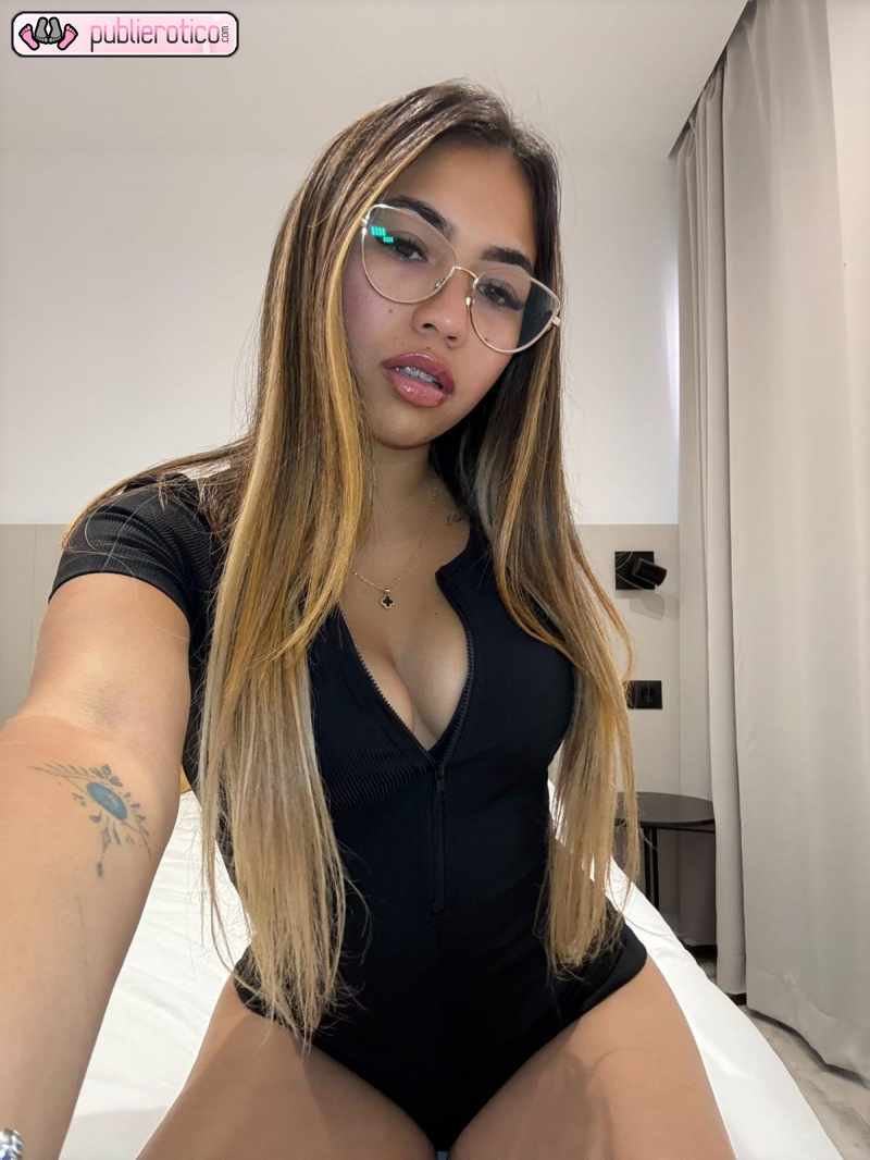 PAMELA NOVEDAD JOVENCITA JUGUETONA
