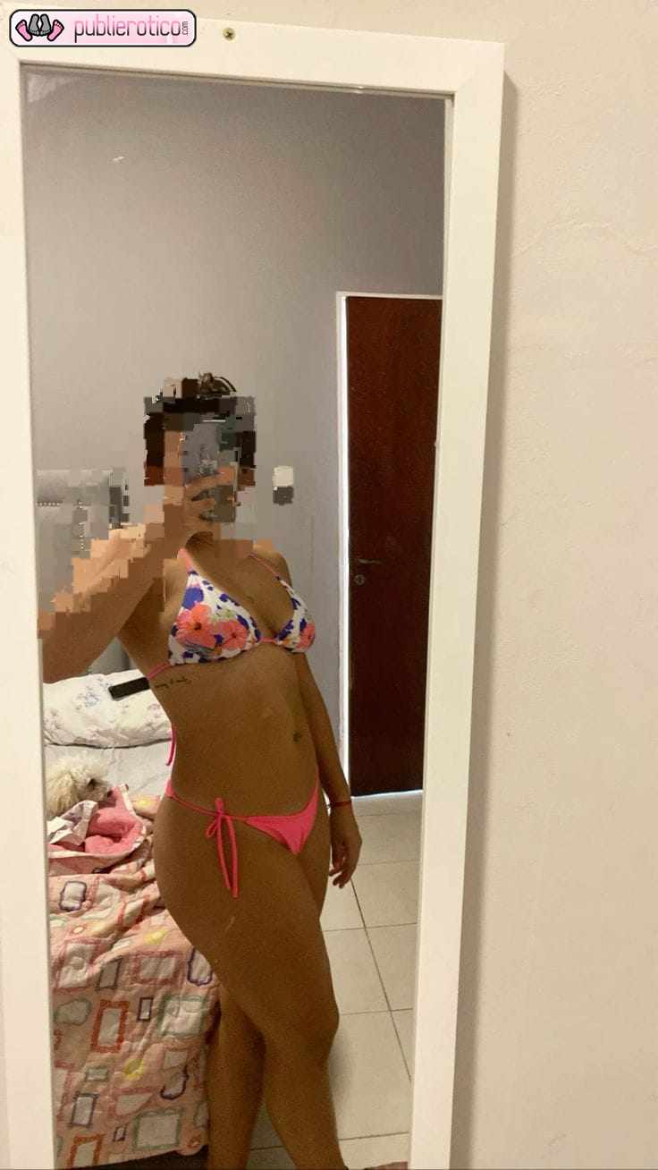 CAROL PICARA Y COQUETA COLEGIALA EN CELO