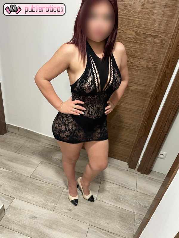 MELANY UN VOLCAN EN ERUPCION