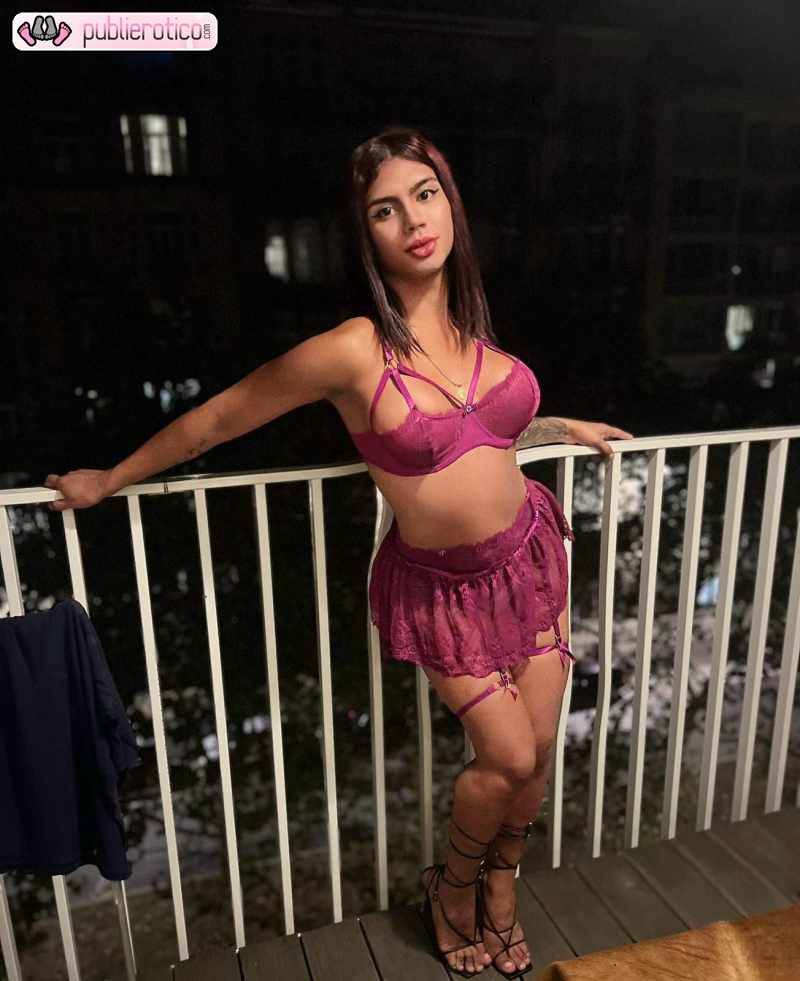 DANIELA TRANS FIESTERA FEMENINA Y LECHER
