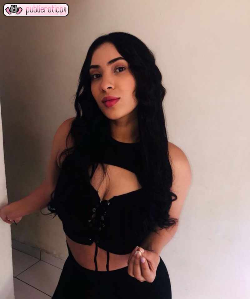 LUCIANA TRAVIESA Y ARDIENTE JOVENCITA