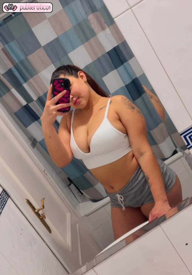 BRENDA JOVENCITA TETONA SUPER FIESTERA