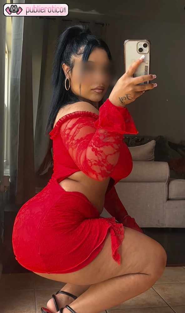 CORAL PRECIOSA Y EXUBERANTE MULATITA