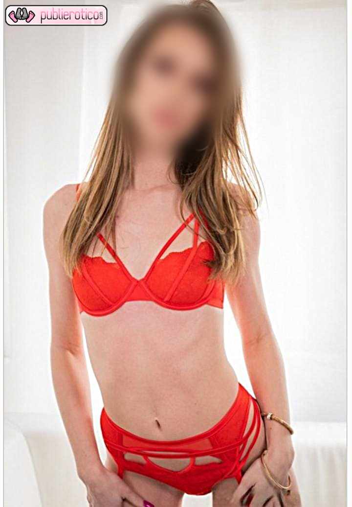 KARINA TU MILF MAS ENTREGADA Y PASIONAL