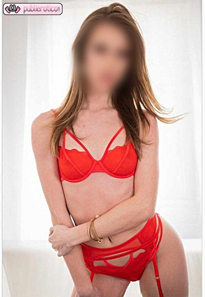 KARINA TU MILF MAS ENTREGADA Y PASIONAL