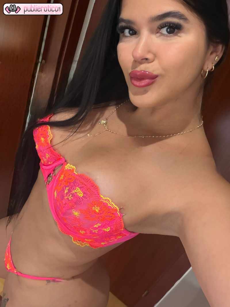 ALEJANDRA TU UNIVERSITARIA MAS MAMONA