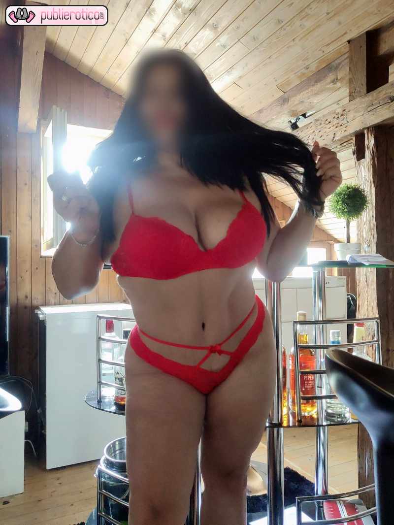SILVIA ¿TE ATREVES A CLAVARMELA DURO?