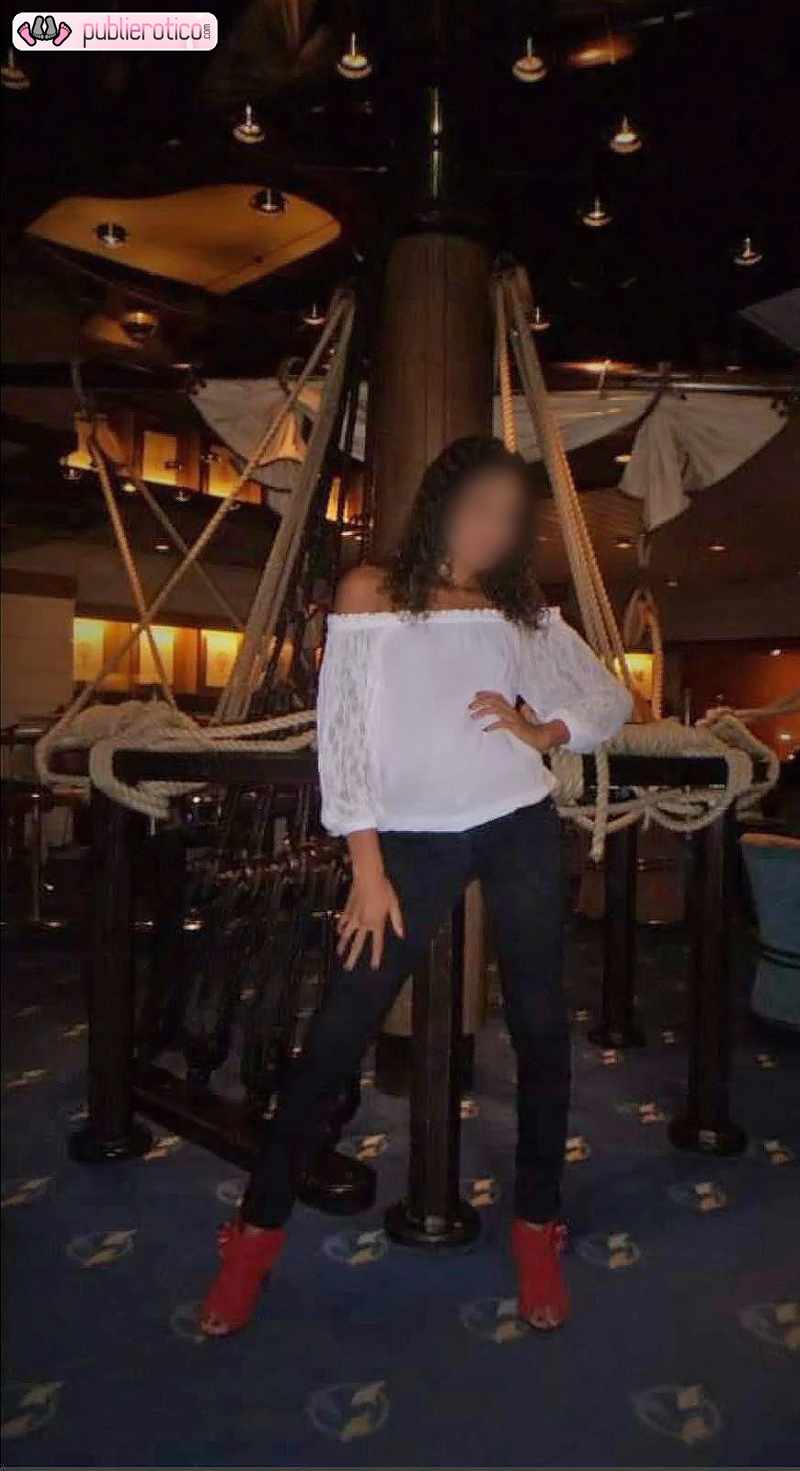 VIOLETA UN SUEÑO HUMEDO HECHO REALIDAD