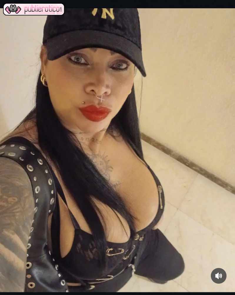 TANIA SUICIDEGIRL TRAGALECHES VICIOSA