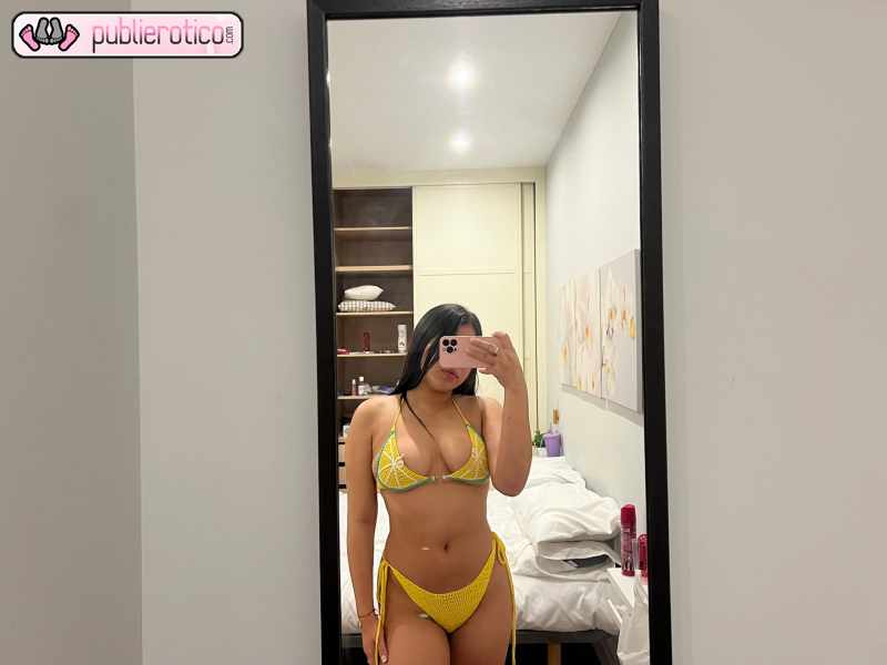 MIA LAS MEJORES MAMADAS BIEN SALIVADAS